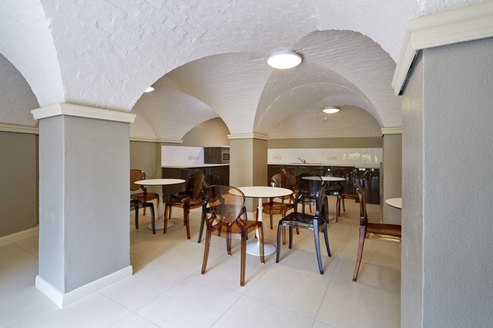 Barra Hall - Breakout and kitchen area